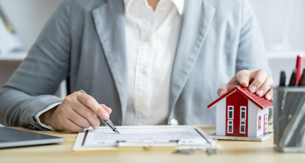 Agent commercial sans contrat: un choix risqué?