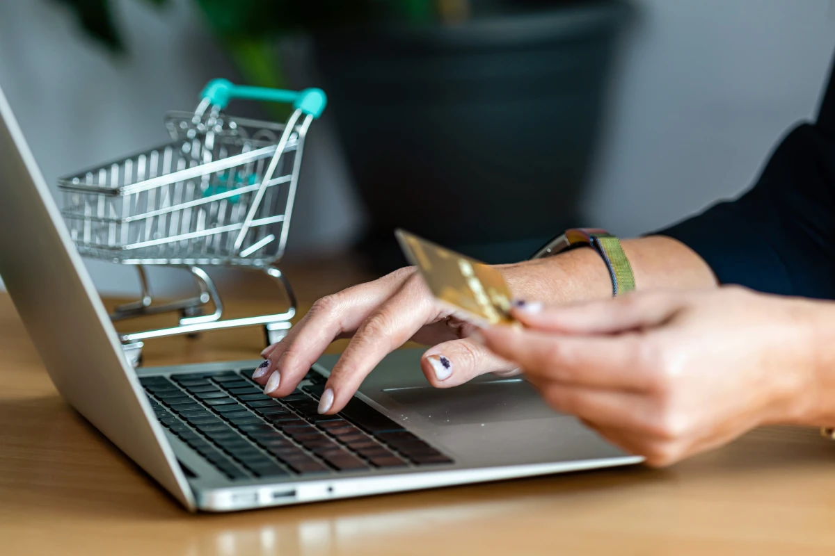 E-commerce 2024 : Les Petites Entreprises Face aux Nouvelles Tendances du Marché